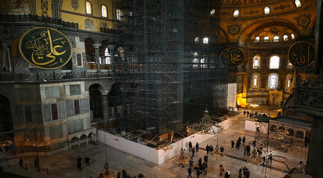 Ayasofya Müzesi sanal turla evinize geliyor